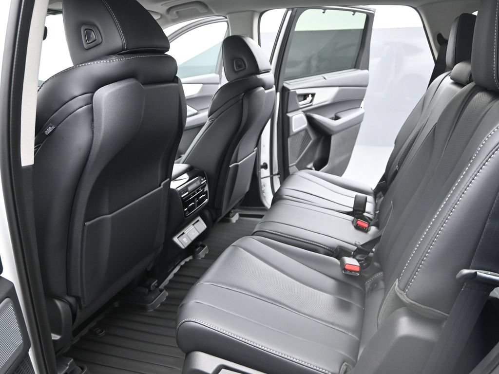 Used 2026 Acura MDX w/ Technology Package FWD image 12