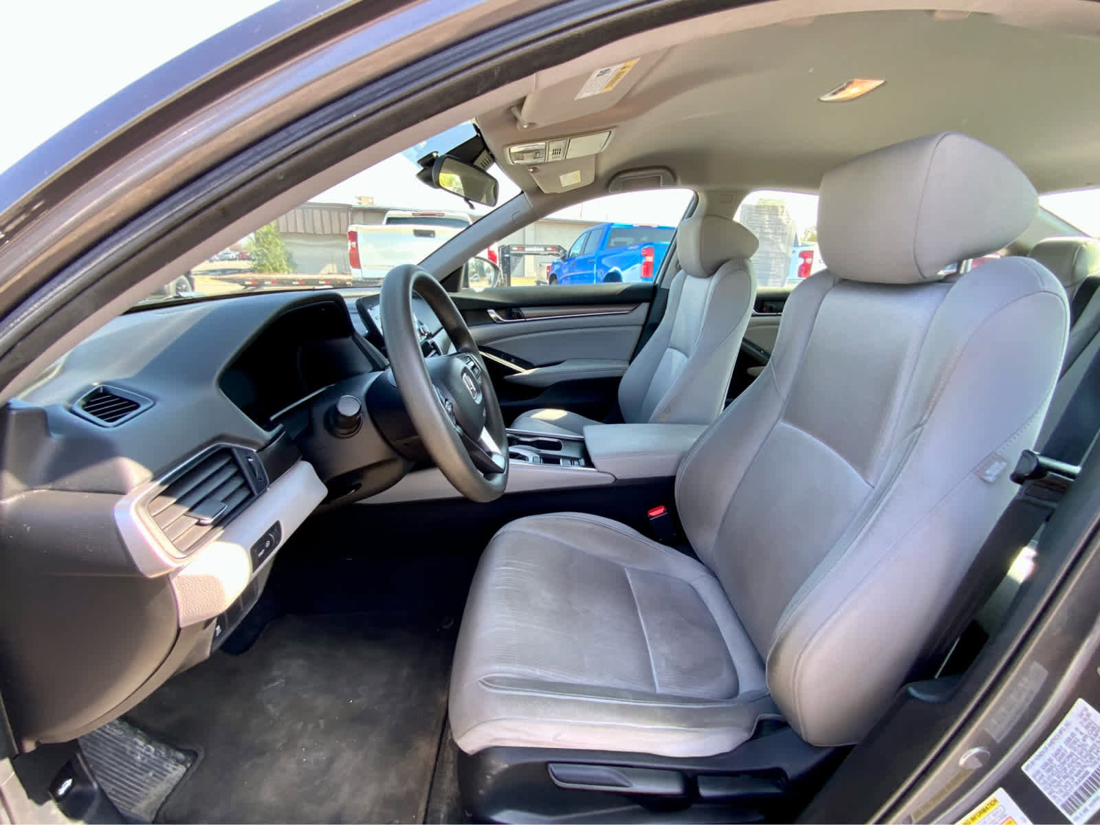 Used 2019 Honda Accord LX image 23