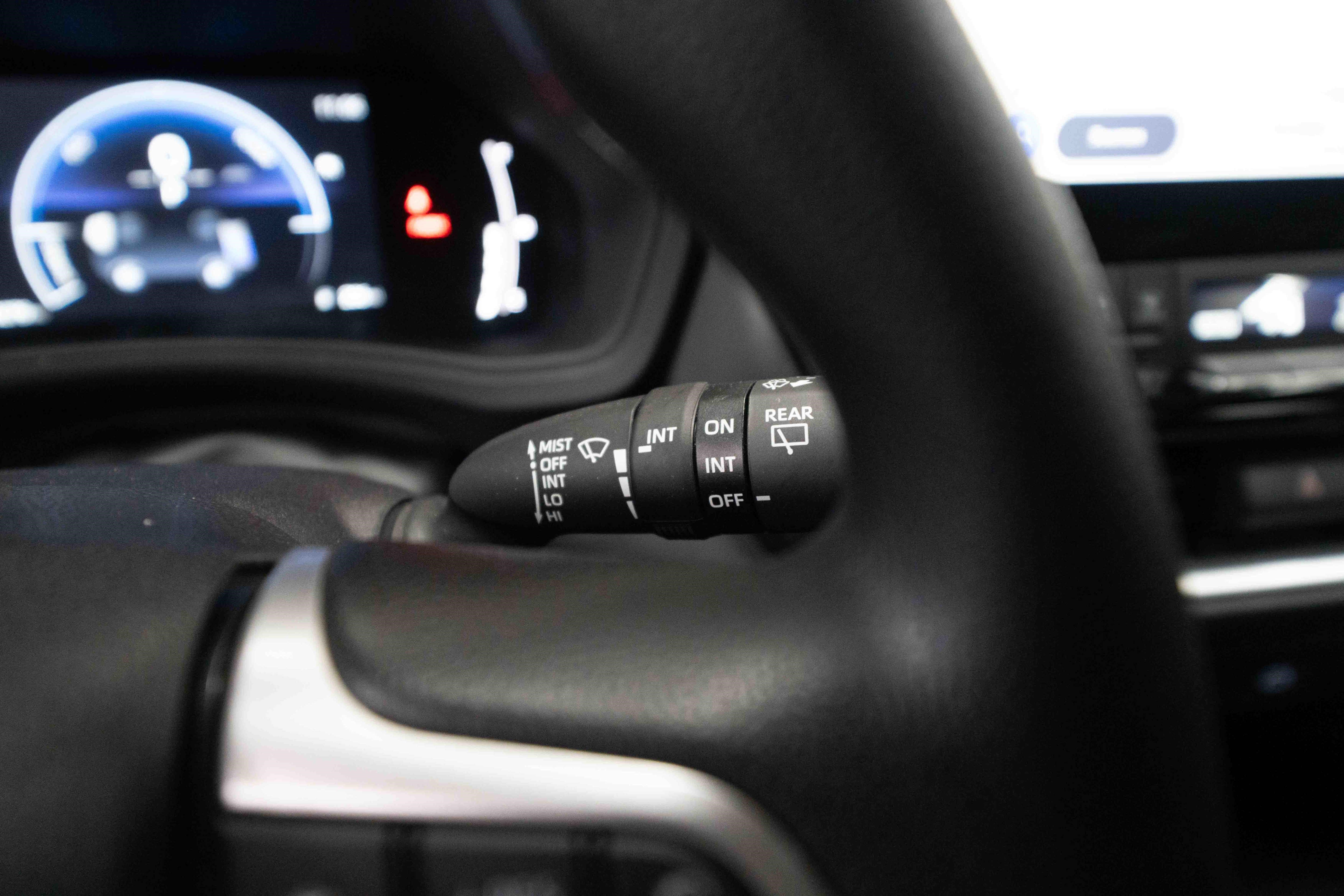 Used 2025 Toyota Grand Highlander AWD Hybrid image 14