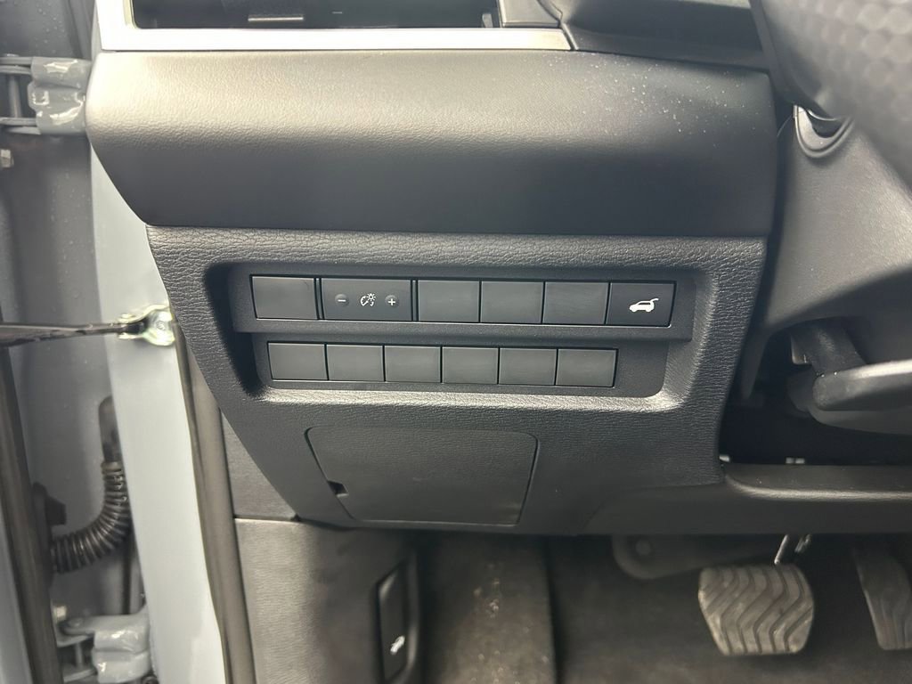 New 2025 Mitsubishi Outlander AWD image 35