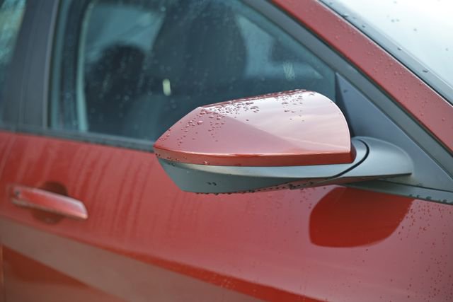 Used 2023 Hyundai Elantra SEL w/ Preferred Accessory Package image 3