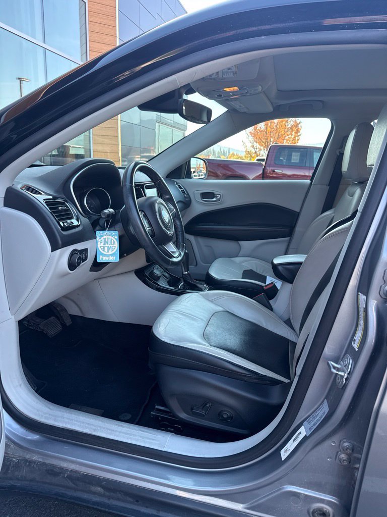 Certified 2018 Jeep Compass Limited w/ Navigation Group AWD/4WD image 9