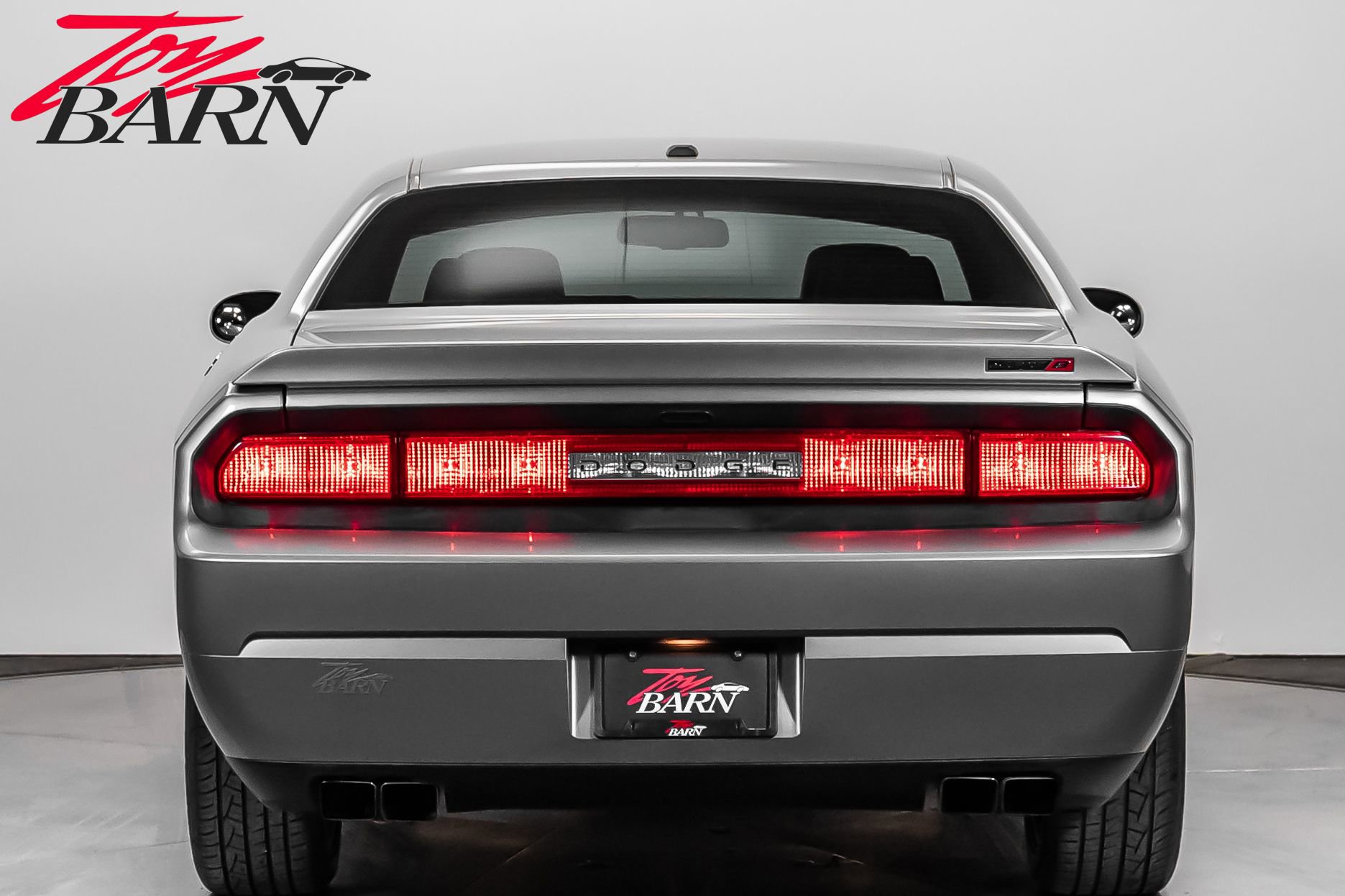 Used 2011 Dodge Challenger SRT8 image 4