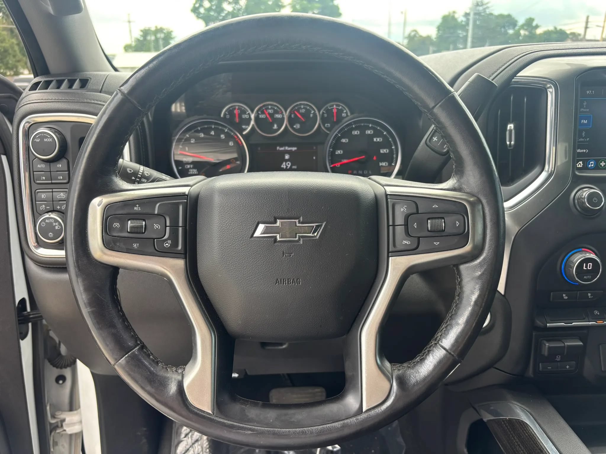 Used 2021 Chevrolet Silverado 1500 LT Trail Boss AWD/4WD image 19