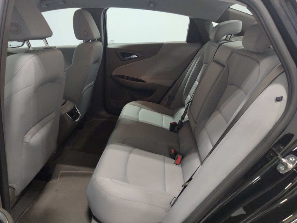 Used 2021 Chevrolet Malibu LT FWD image 18