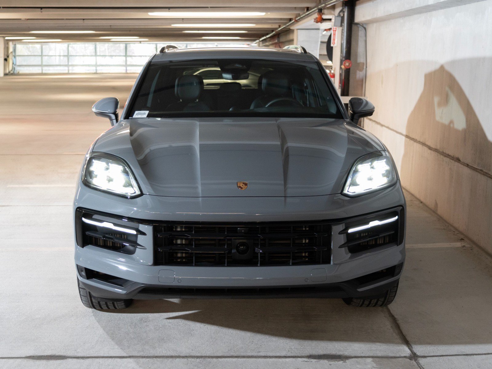 Used 2026 Porsche Cayenne AWD/4WD image 6