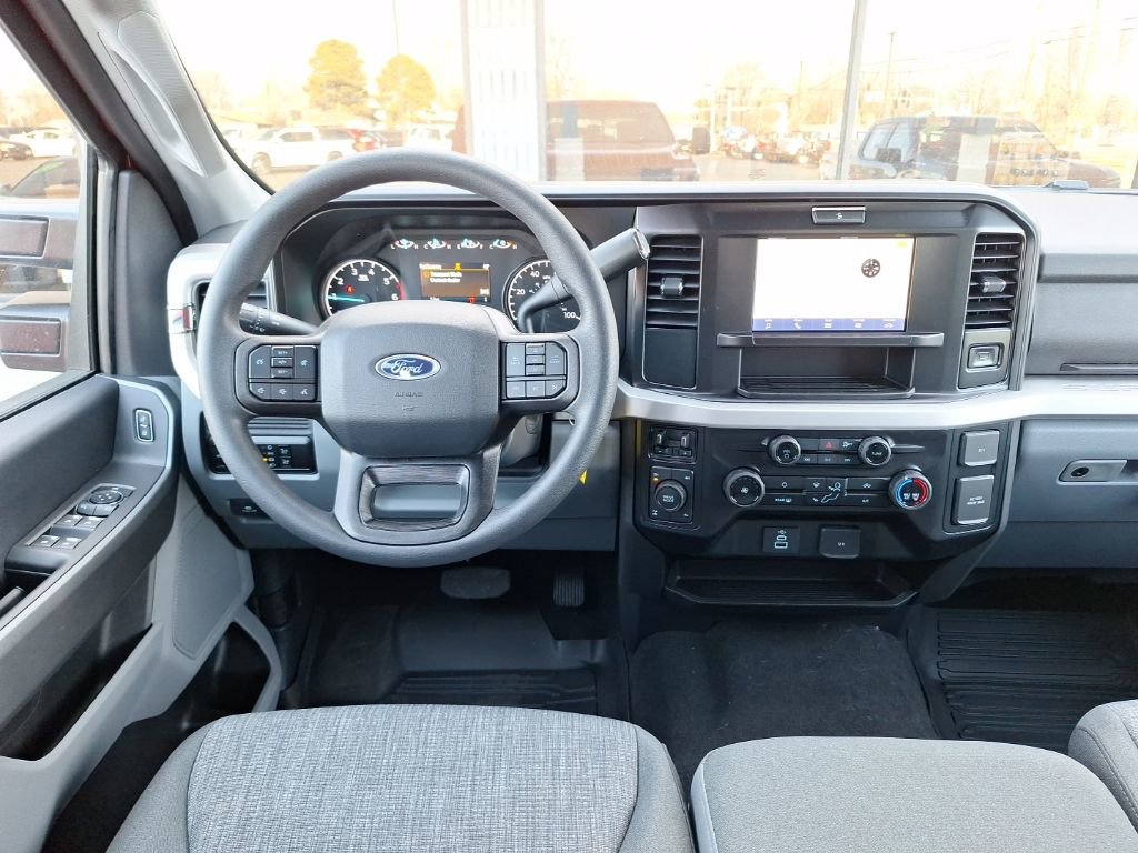 New 2026 Ford F250 XLT w/ FX4 Off-Road Package AWD/4WD image 7