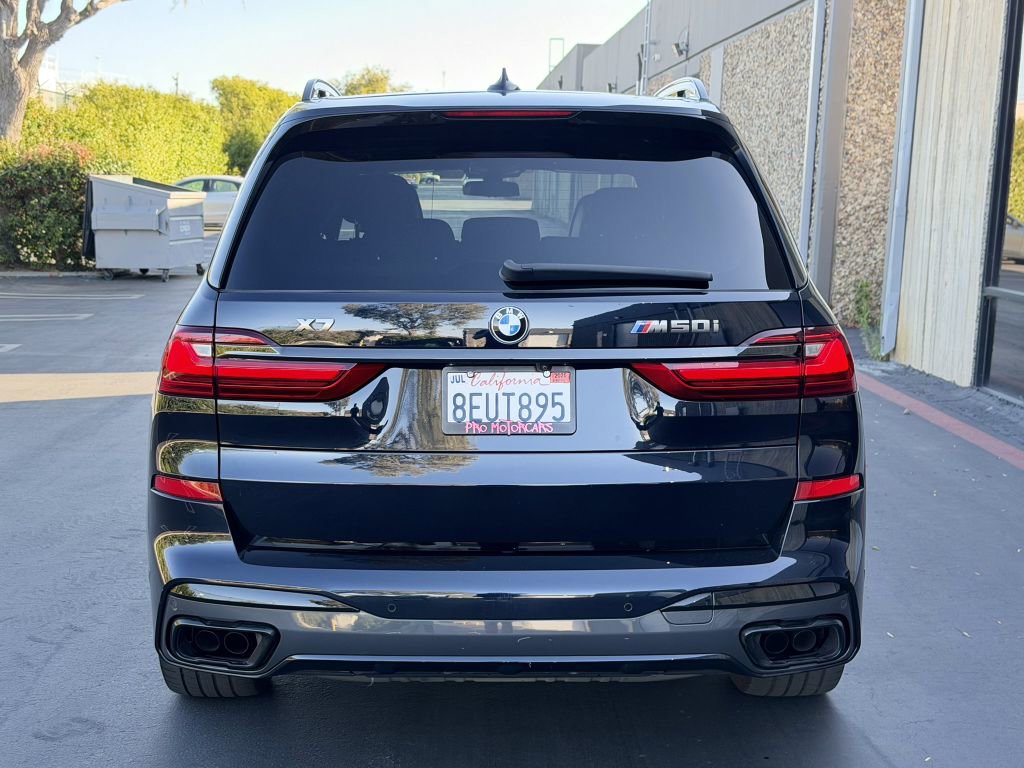 Used 2022 BMW X7 M50i AWD/4WD image 7