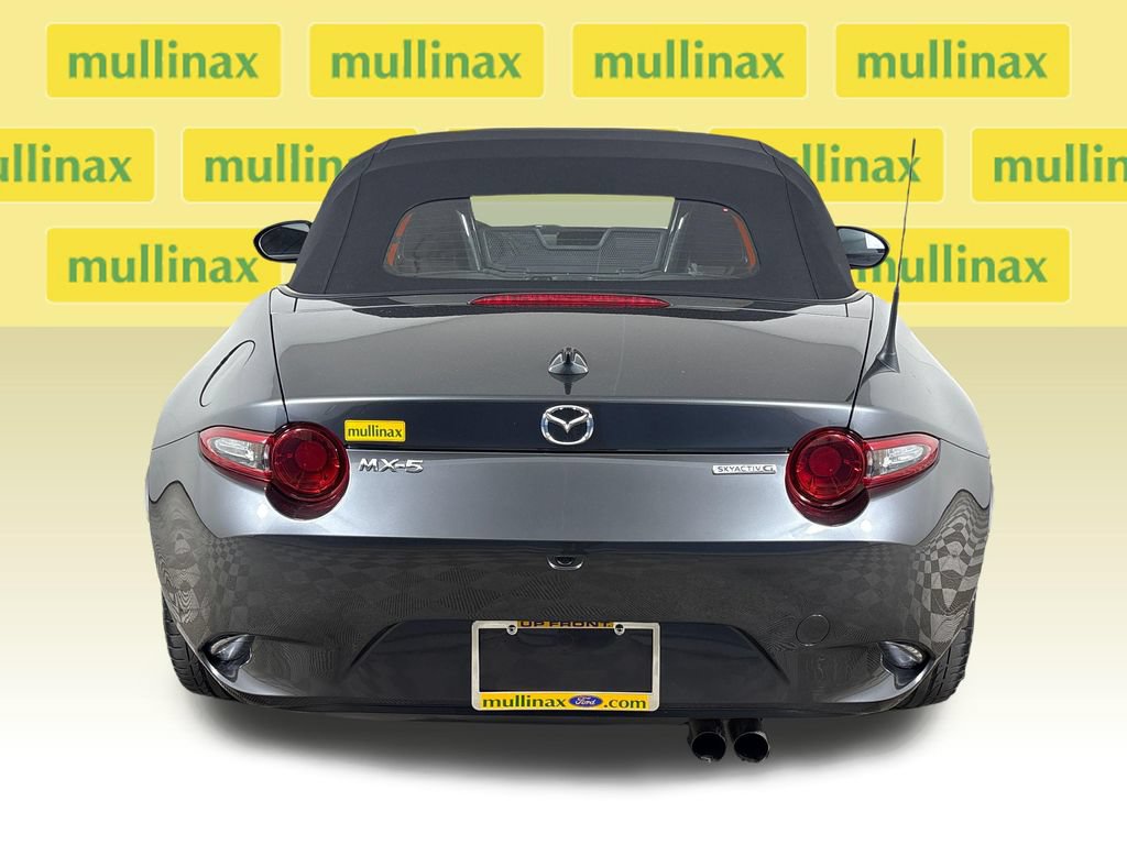 Used 2023 MAZDA MX-5 Miata Grand Touring RWD image 8