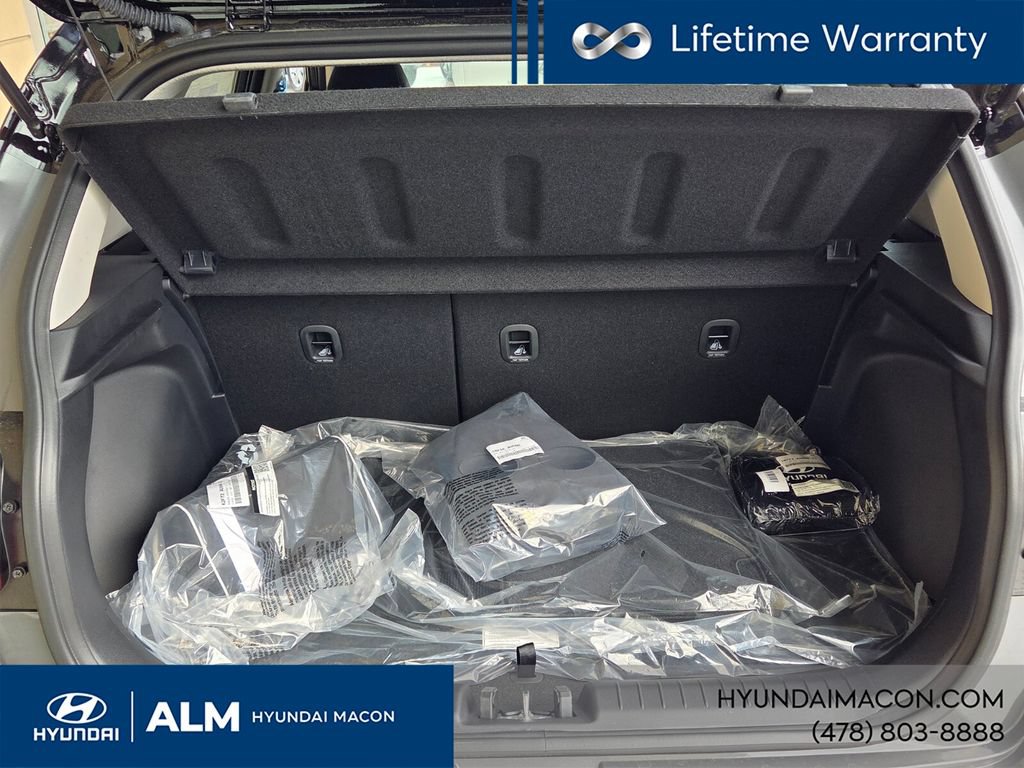 New 2025 Hyundai Venue Limited FWD image 10