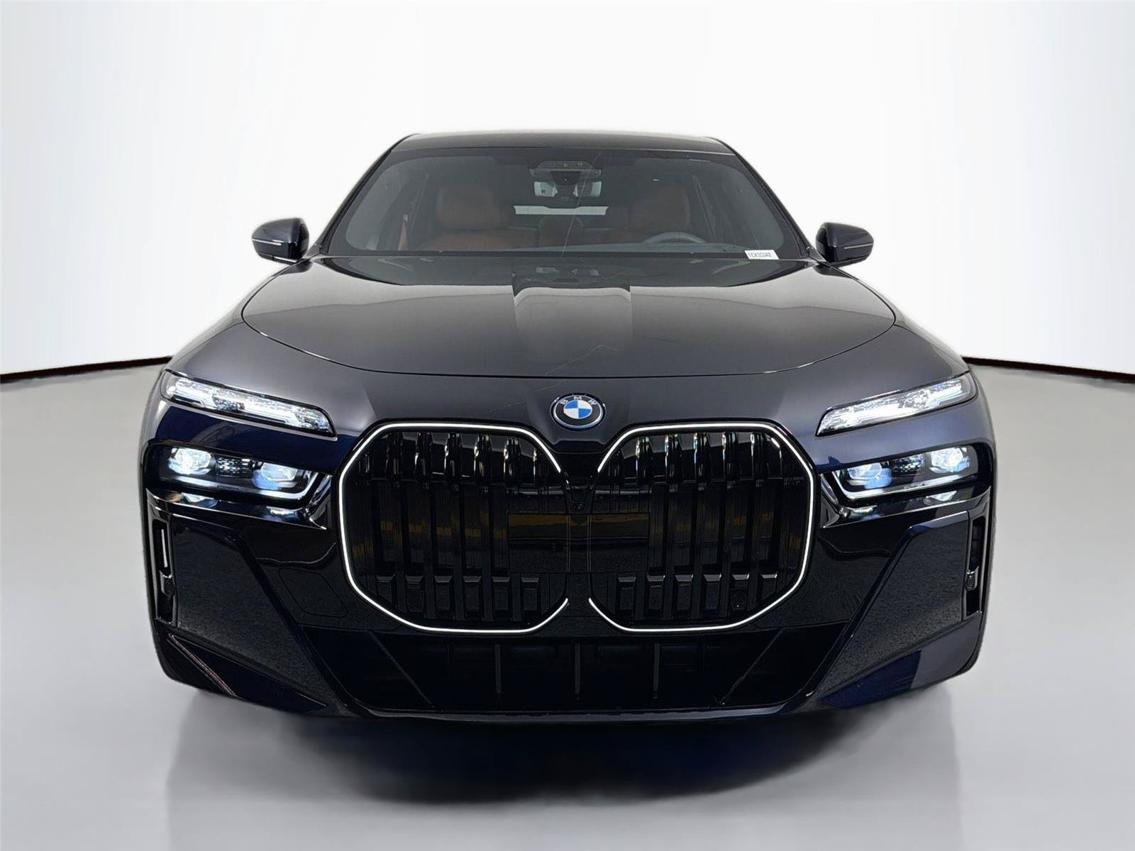 New 2026 BMW 750e xDrive w/ Executive Package AWD/4WD image 4