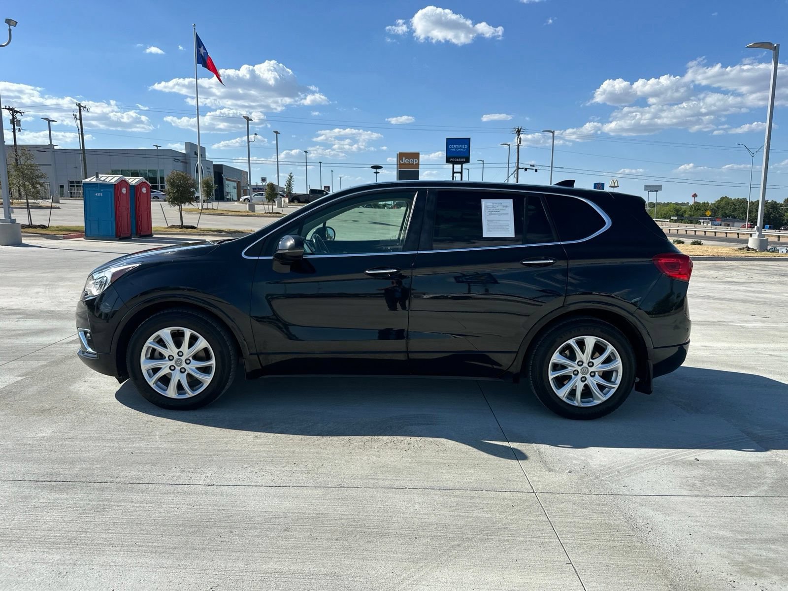 Used 2020 Buick Envision Preferred FWD image 2