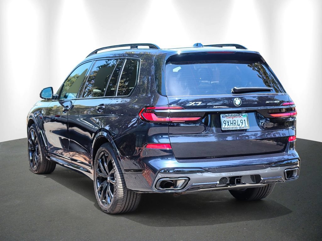 Used 2026 BMW X7 xDrive40i w/ M Sport Package AWD/4WD image 4