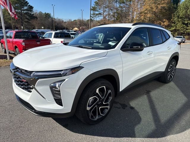 New 2026 Chevrolet Trax RS w/ Driver Confidence Package image 3