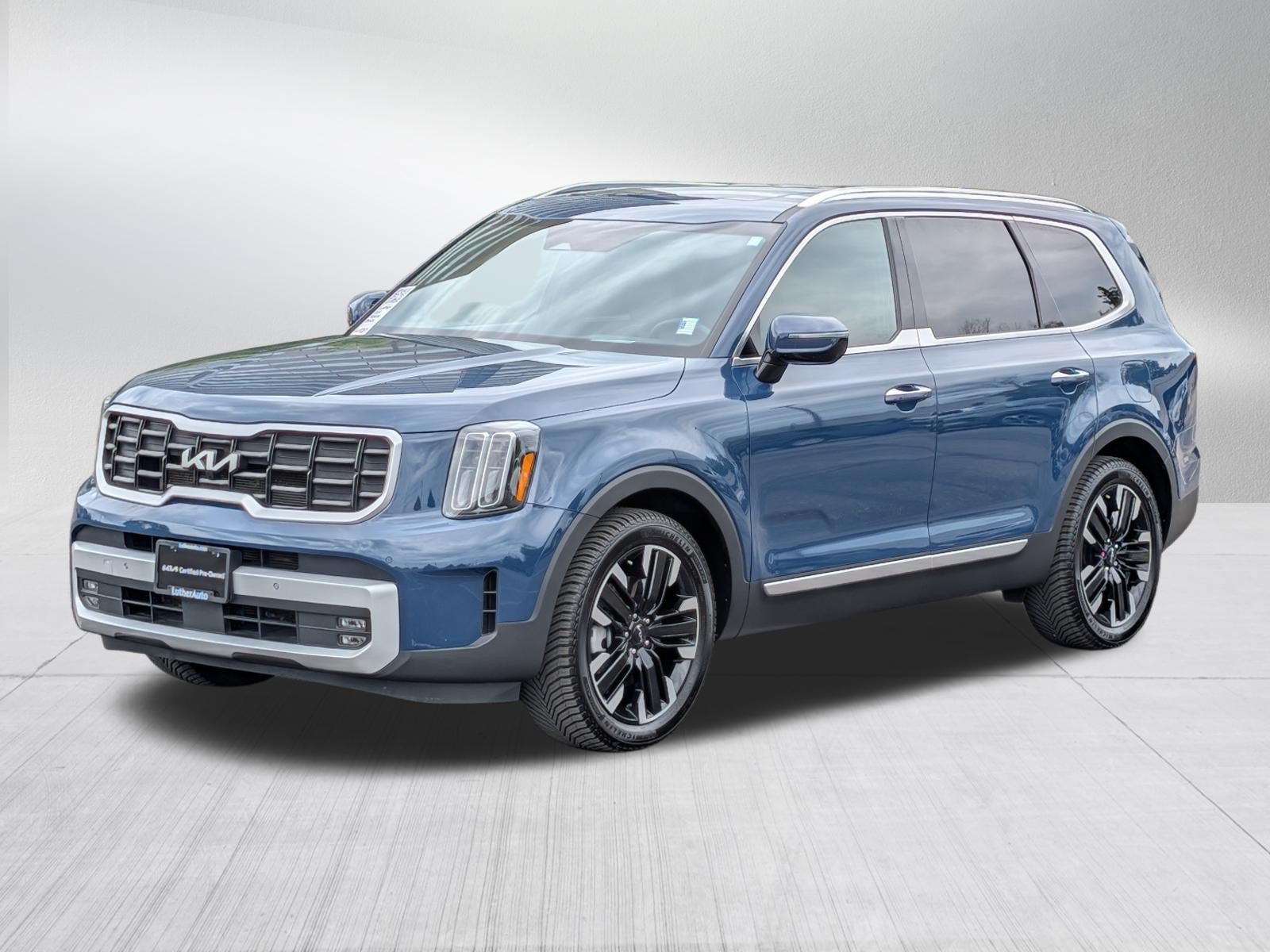 Certified 2024 Kia Telluride SX Prestige AWD/4WD image 3