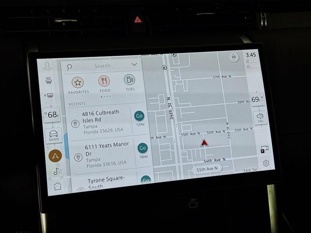 Used 2025 Land Rover Discovery Sport S image 16