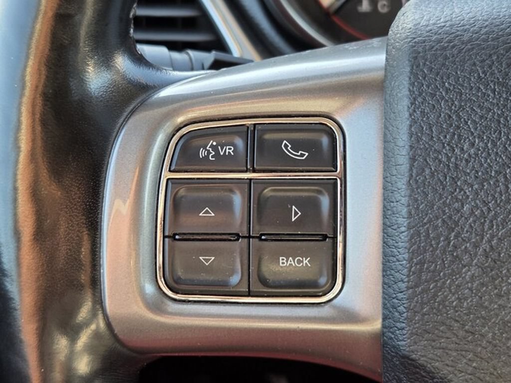 Used 2020 Dodge Journey Crossroad w/ Popular Equipment Group FWD image 28