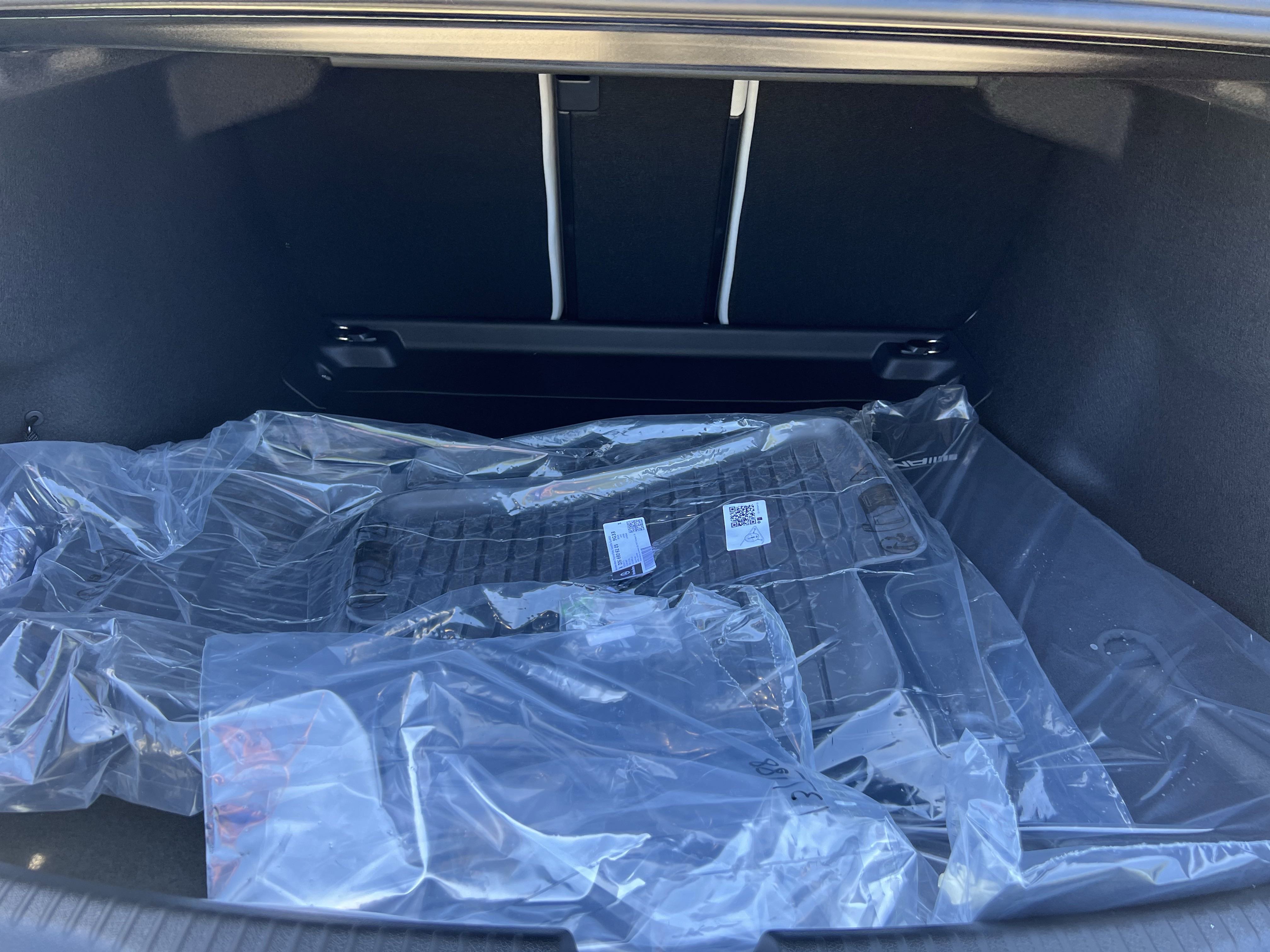 New 2025 Mercedes-Benz C 300 4MATIC Sedan image 35