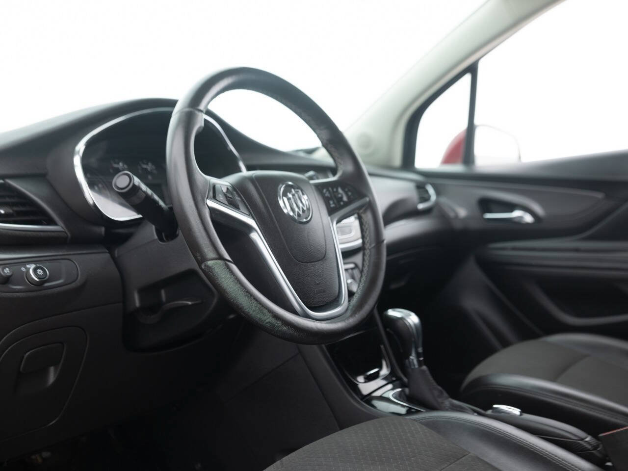 Used 2019 Buick Encore Preferred FWD image 25