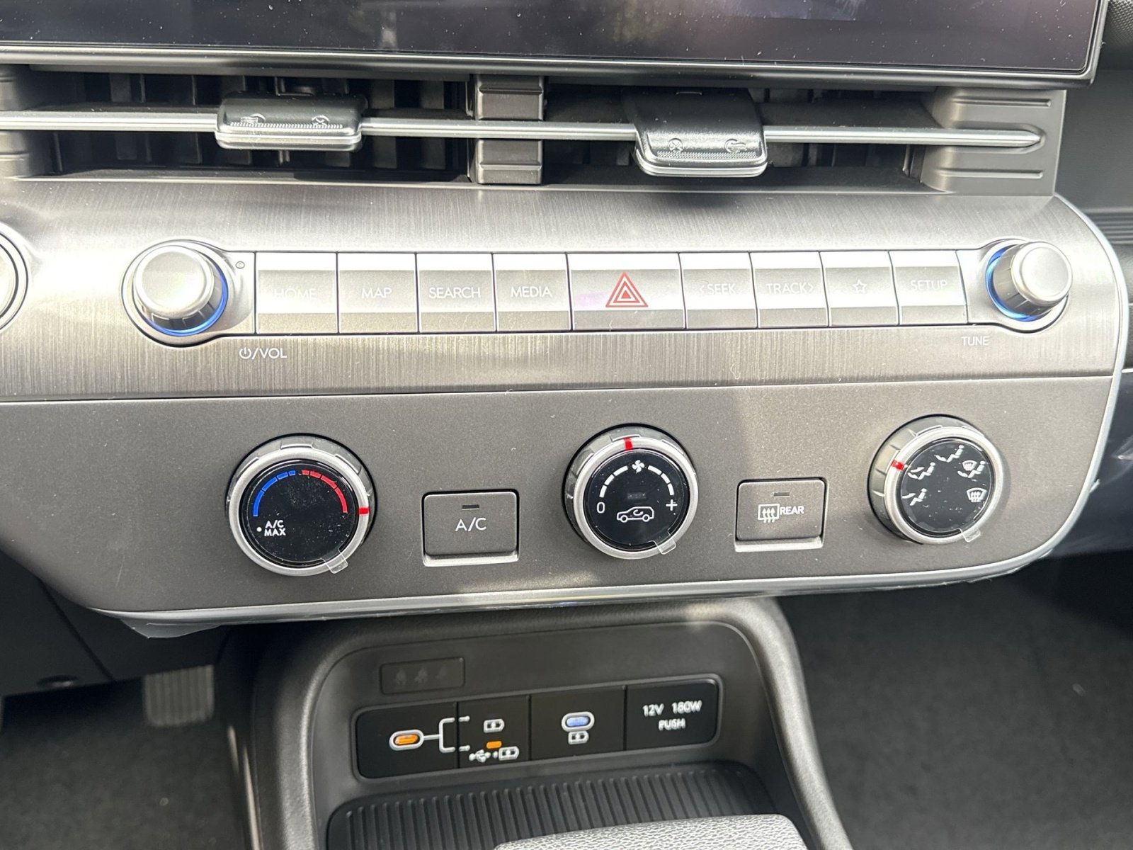 New 2026 Hyundai Kona SE image 20