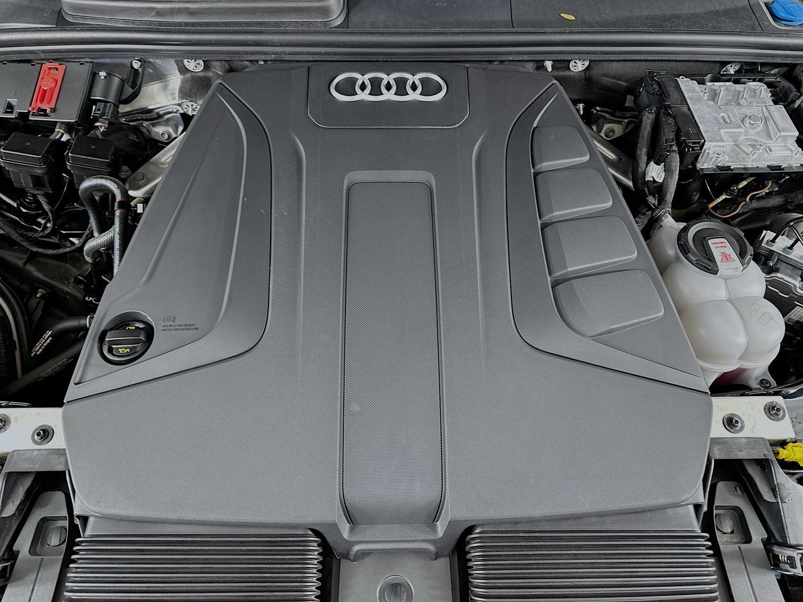 Used 2025 Audi Q7 2.0T Premium Plus AWD/4WD image 13