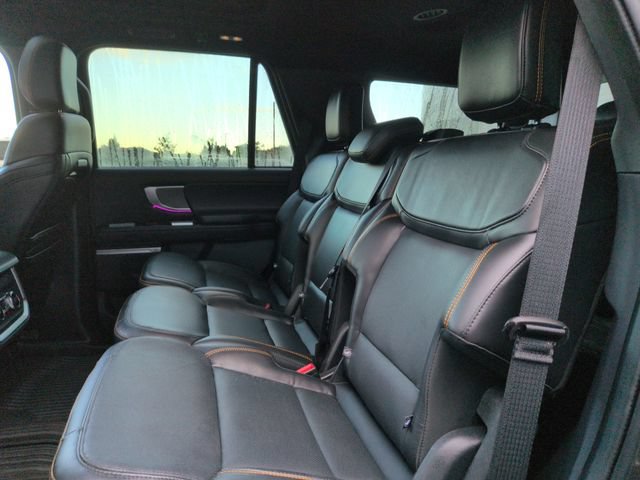 Used 2025 Ford Expedition Tremor AWD/4WD image 24
