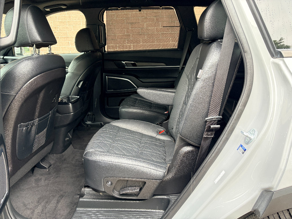 Used 2023 Kia Telluride SX X-Line AWD/4WD image 13