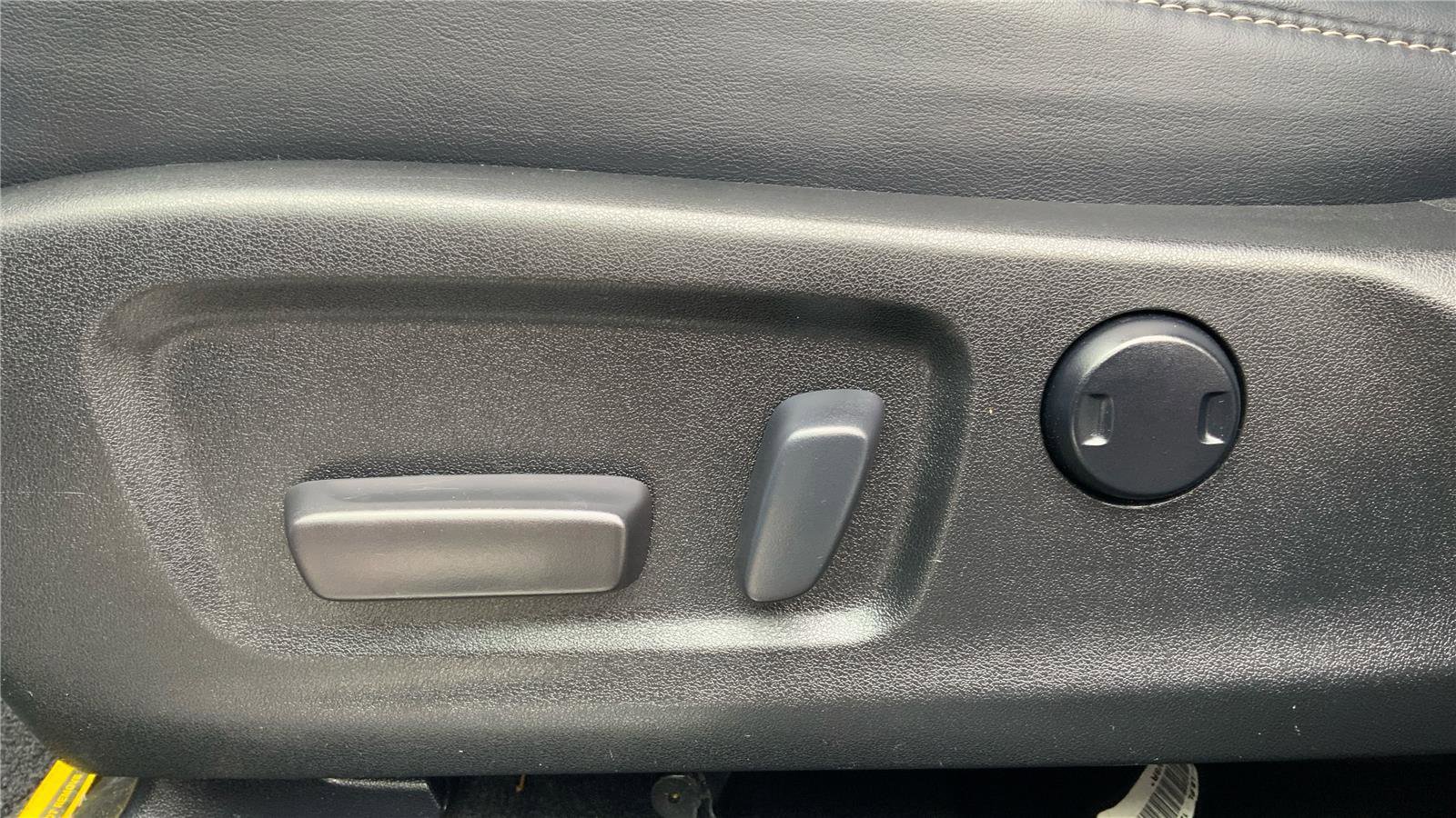 Used 2019 Lexus RX 350 AWD w/ Navigation Package image 19