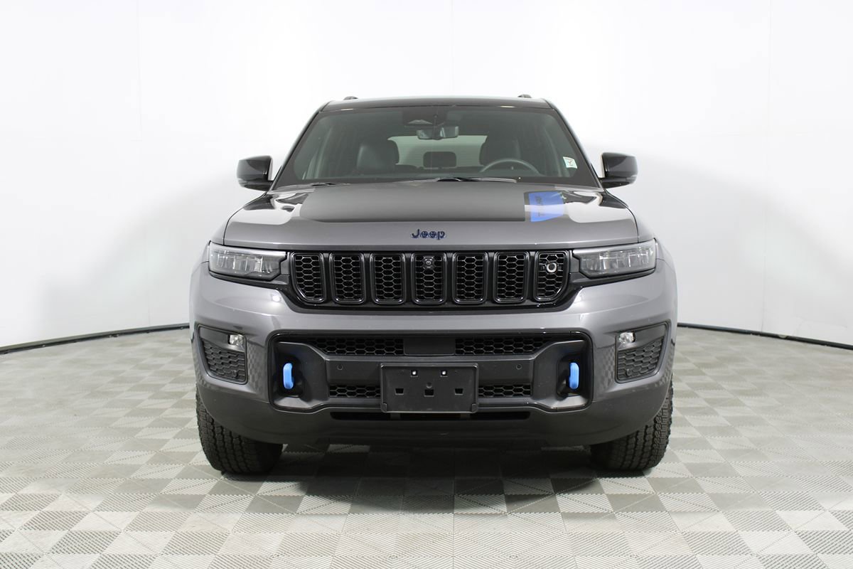 Used 2022 Jeep Grand Cherokee Trailhawk w/ Advanced Protech Group II AWD/4WD image 36