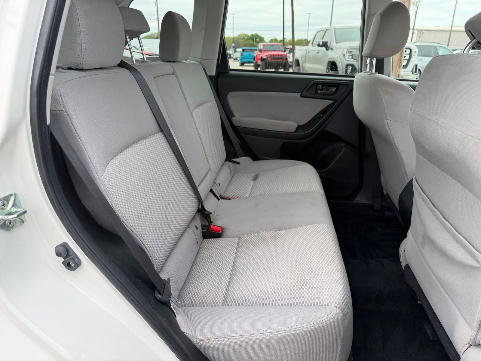 Used 2015 Subaru Forester 2.5i Premium w/ All-Weather Package image 22