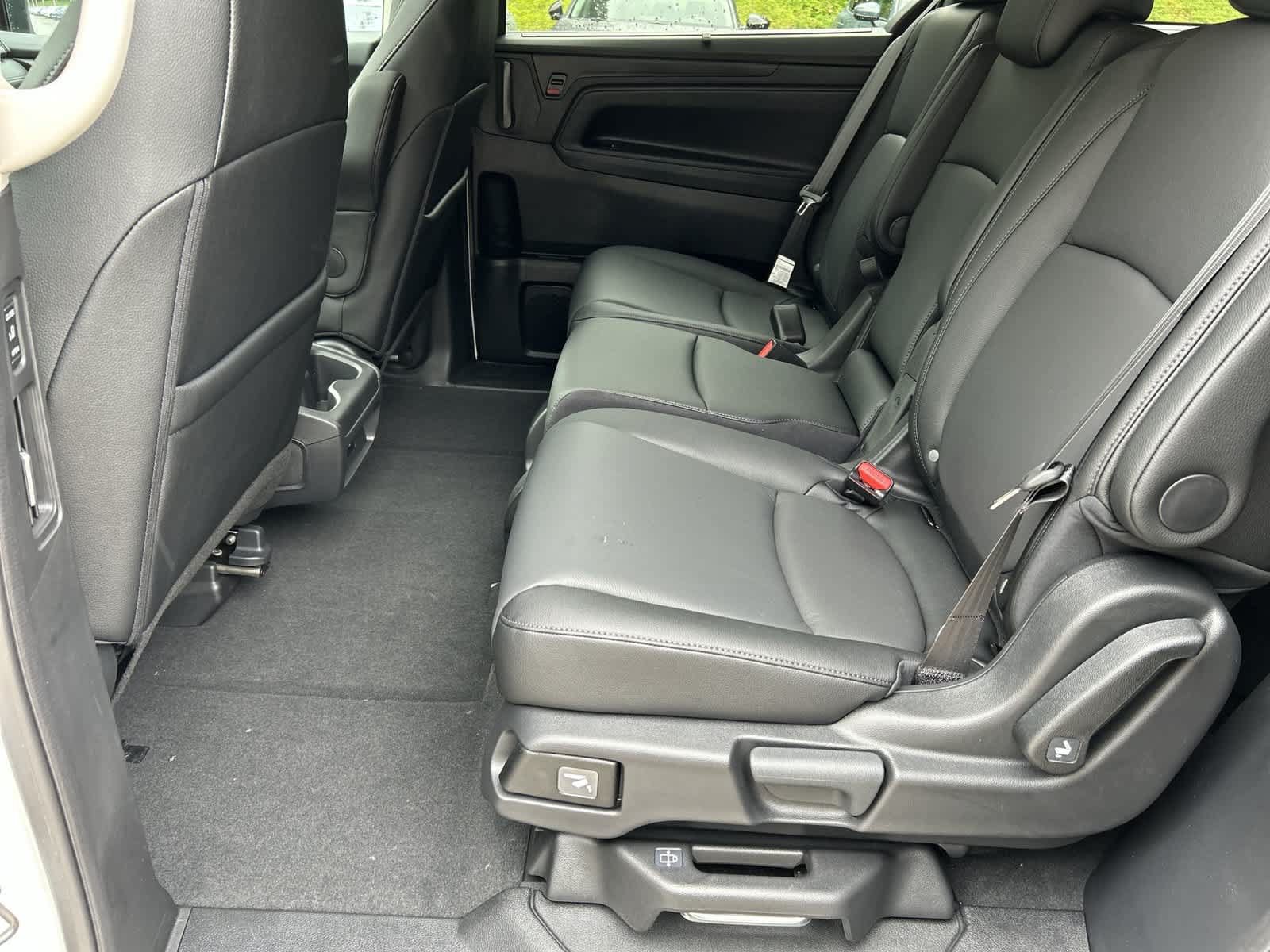 New 2026 Honda Odyssey EX-L image 9