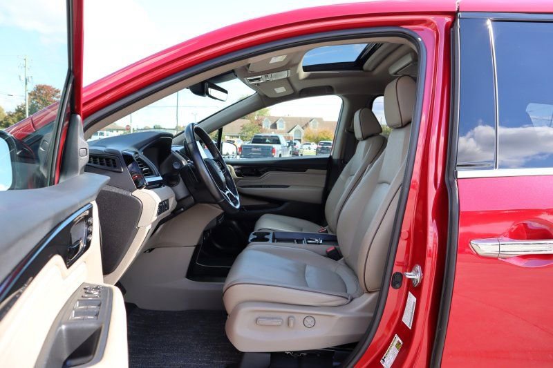 Used 2022 Honda Odyssey Elite image 9