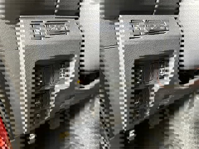 Used 2023 Nissan Frontier Pro-X w/ Pro Convenience Package image 18