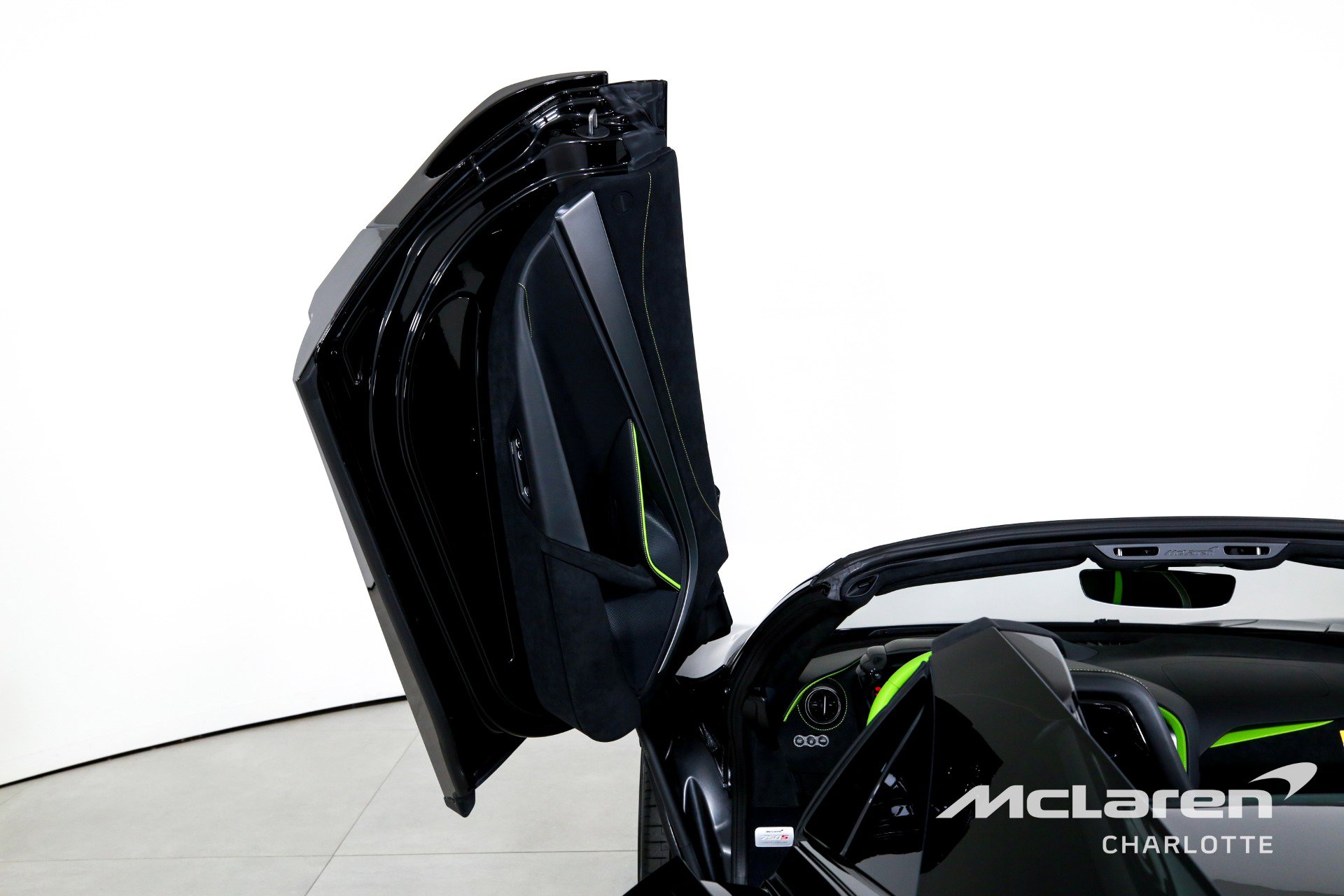 New 2026 McLaren 750S image 12