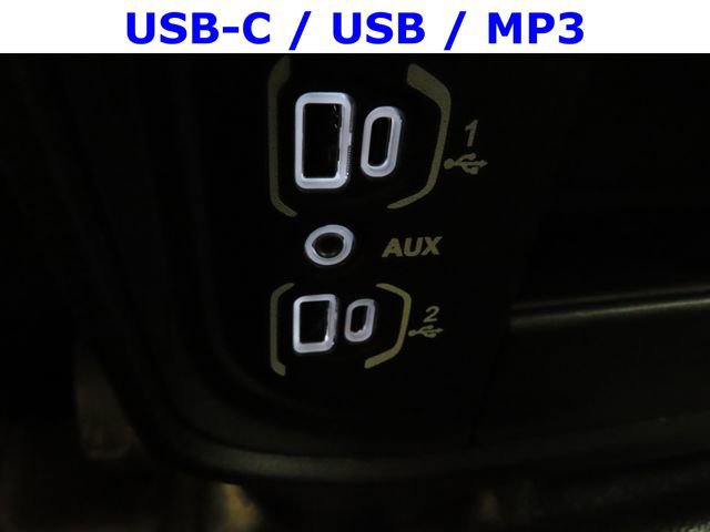 Used 2024 RAM 3500 Tradesman w/ Chrome Appearance Group image 9