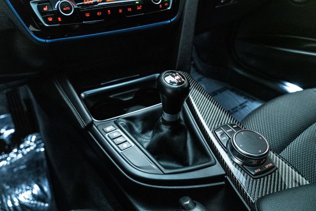 Used 2018 BMW M3 RWD image 27