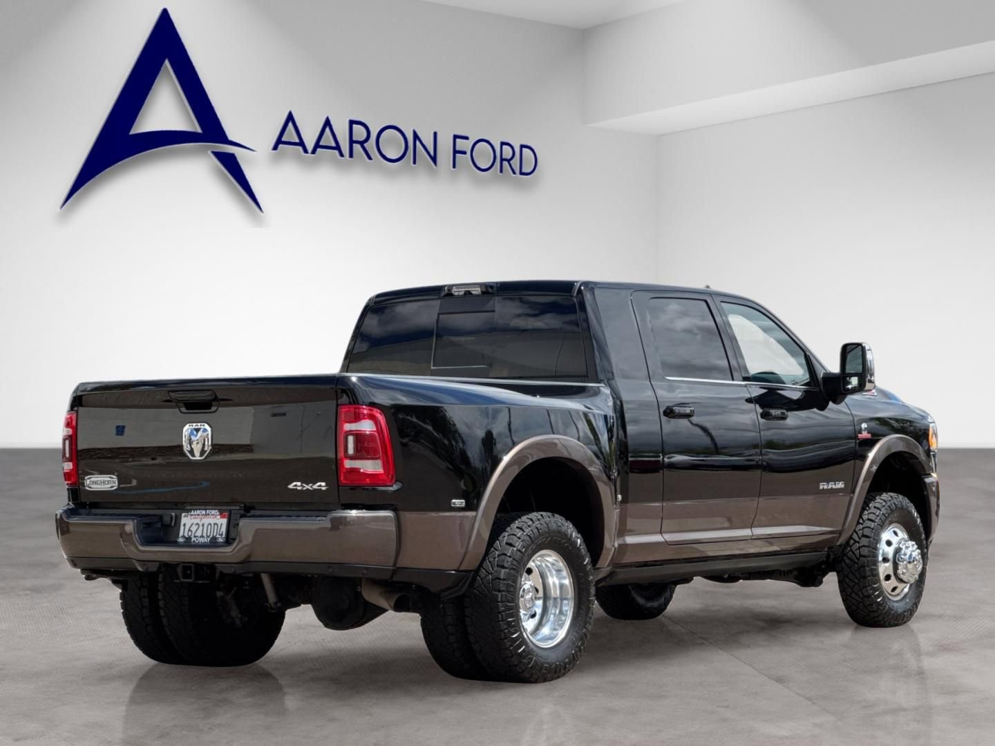 Used 2024 RAM 3500 Limited w/ Safety Group AWD/4WD image 6