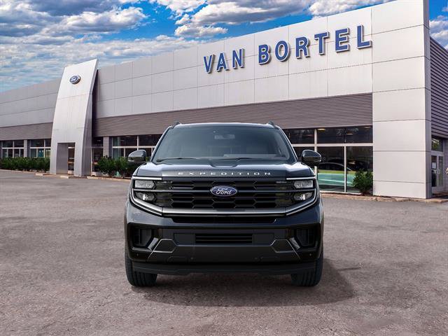 New 2027 Ford Expedition Platinum w/ Platinum Ultimate Package AWD/4WD image 34