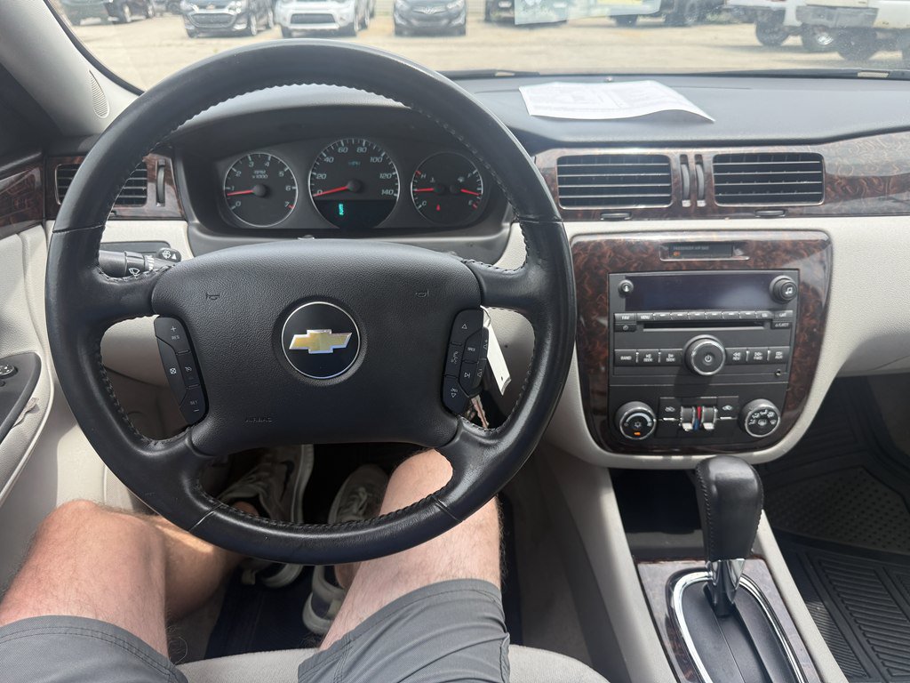 Used 2012 Chevrolet Impala LT FWD image 13