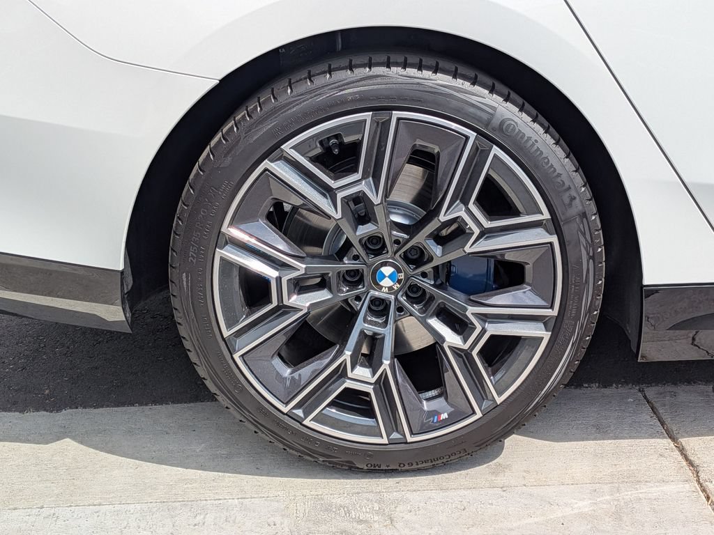 Certified 2026 BMW 530i w/ M Sport Package RWD image 26