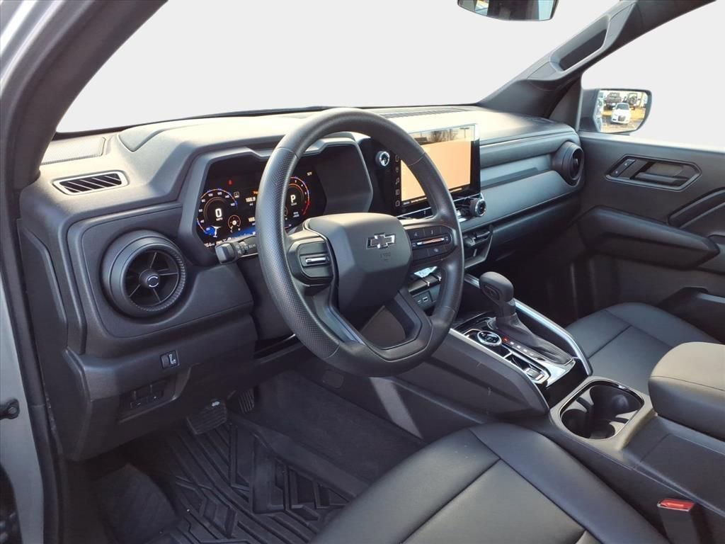 Used 2024 Chevrolet Colorado Trail Boss w/ Advanced Trailering Package image 9