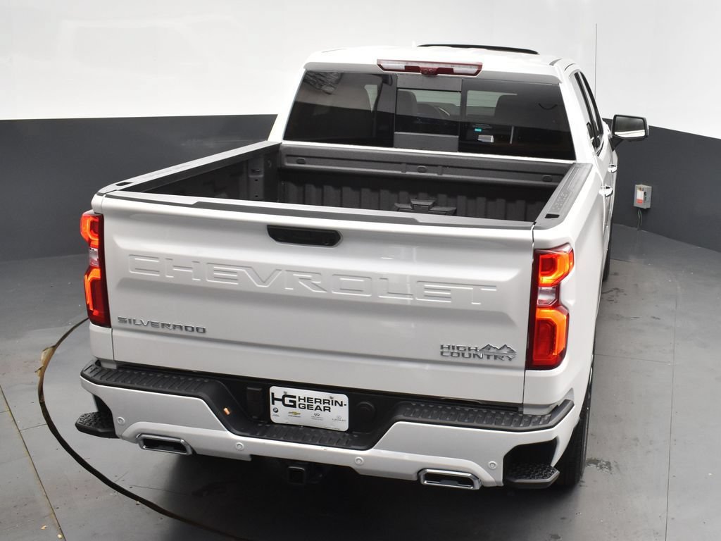 New 2025 Chevrolet Silverado 1500 High Country AWD/4WD image 39
