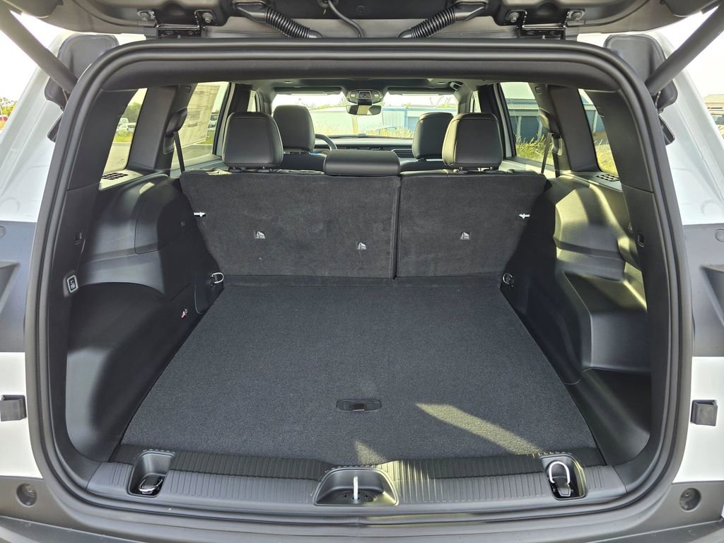 New 2026 Jeep Cherokee Limited AWD/4WD image 35