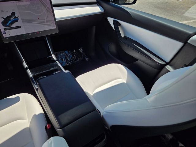 Used 2020 Tesla Model Y Long Range AWD/4WD image 17