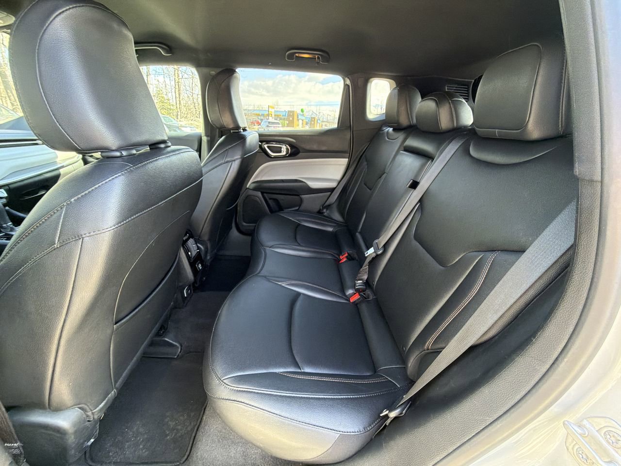 Used 2024 Jeep Compass Limited AWD/4WD image 20
