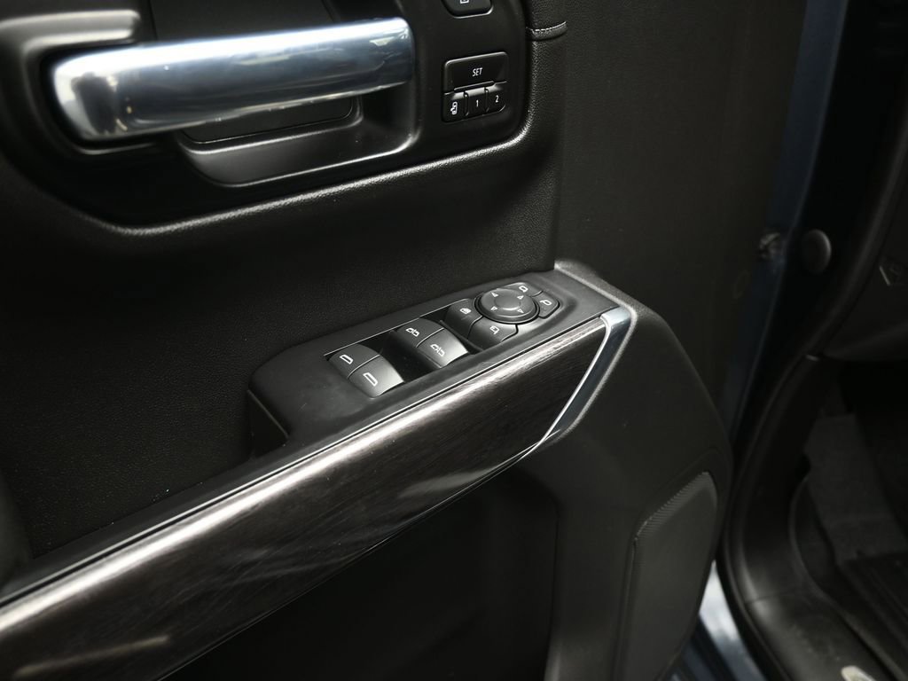 Used 2020 Chevrolet Silverado 1500 LTZ image 8