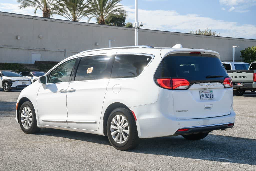 Used 2018 Chrysler Pacifica Touring-L Plus FWD image 7