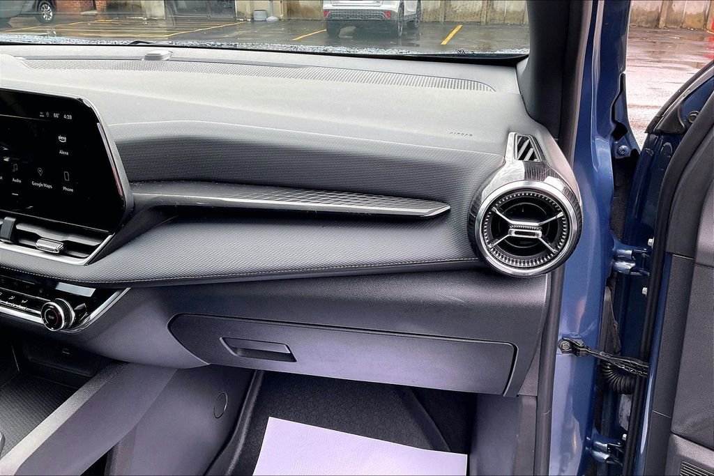 Used 2025 Chevrolet Equinox LT image 15