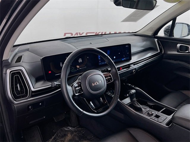 Used 2024 Kia Sorento S image 35