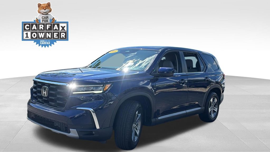 Used 2025 Honda Pilot EX-L image 3